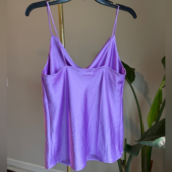 NWOT Lavender Spaghetti Strap Cowl Neck Top (size M) - Picture 2 of 4
